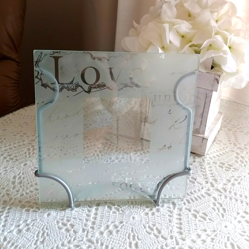Love - Glass Picture Frame